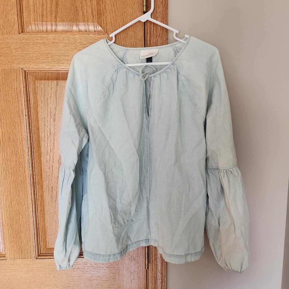 Universal Thread Top
